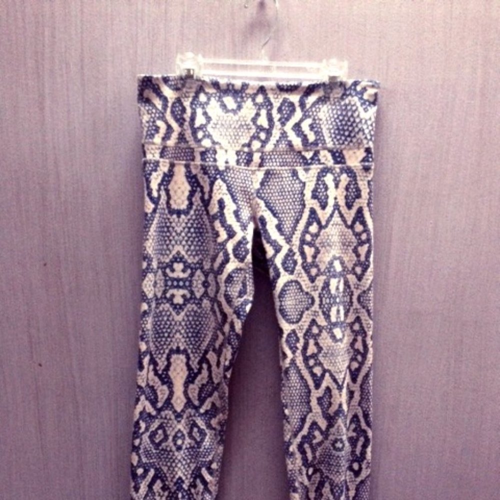 Varley Blue Snakeskin Yoga Pants
